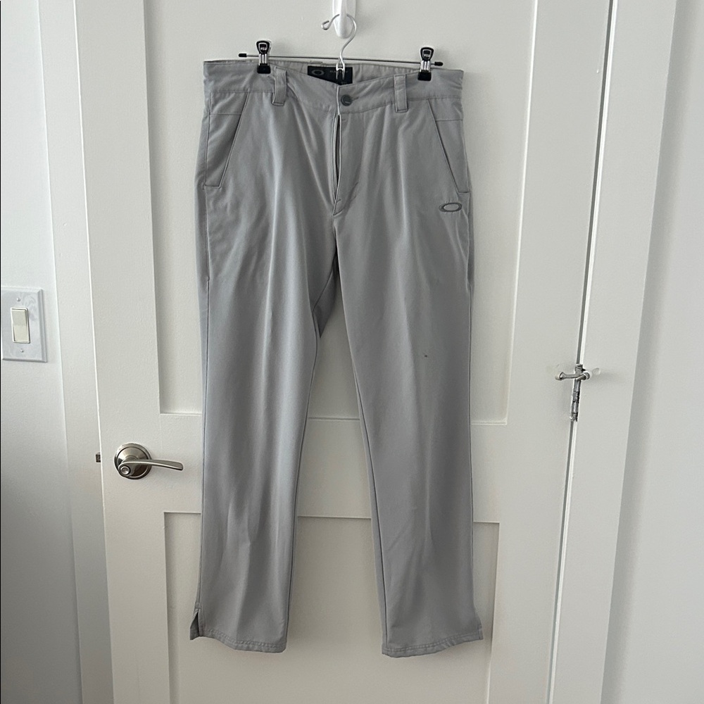 Oakley Men's Light Gray Golf Pants